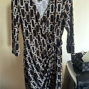 Frank Lyman Design Black and Cream Chain Print Dress